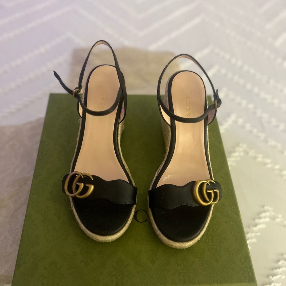 Gucci Platforms - Picture 2 of 8